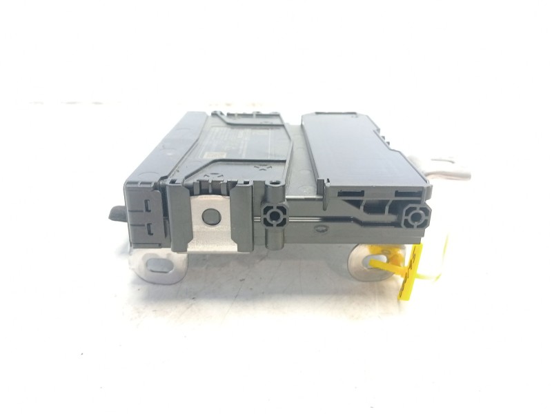 Recambio de modulo electronico para toyota c-hr referencia OEM IAM 8674010030  