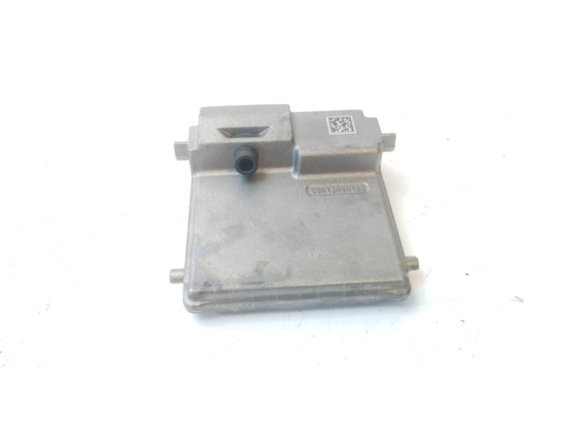 Recambio de modulo electronico para toyota yaris referencia OEM IAM 8646C0W040  