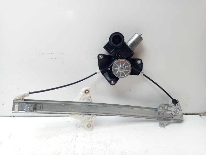Recambio de elevalunas delantero derecho para toyota yaris referencia OEM IAM 85710K0020  