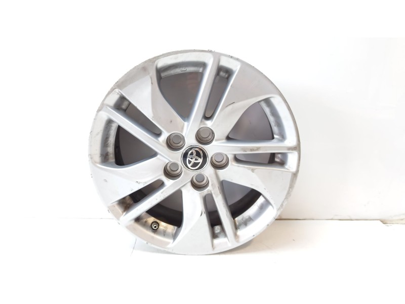 Recambio de llanta para toyota yaris referencia OEM IAM 42611K0030  