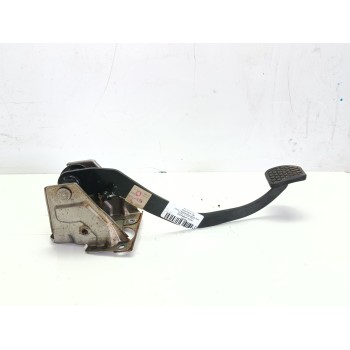 PEDAL EMBRAGUE SUB100250 