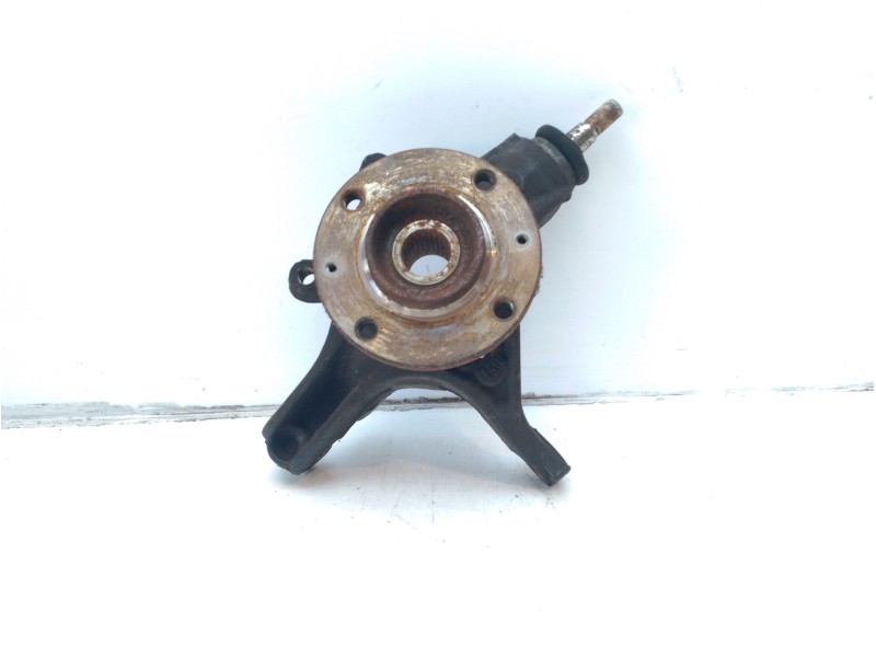 Recambio de mangueta delantera derecha para peugeot partner kombi confort referencia OEM IAM 364796  