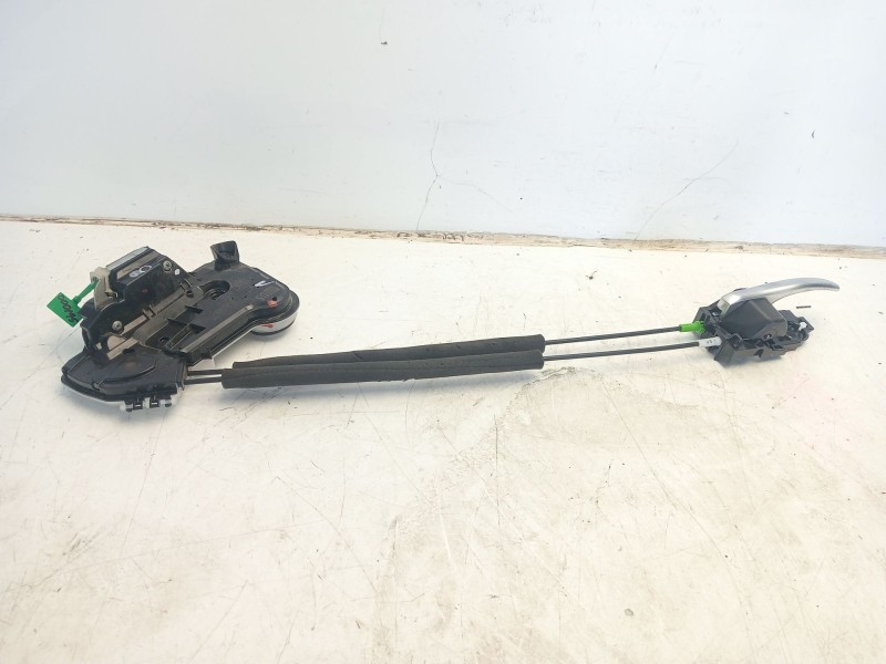 Recambio de cerradura puerta delantera derecha para toyota c-hr referencia OEM IAM 6903002511  