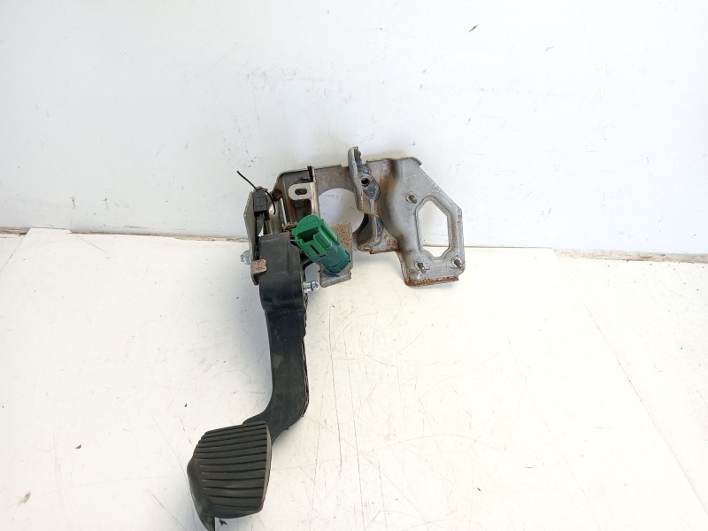 Recambio de pedal embrague para citroën c4 cactus referencia OEM IAM 2127EK  