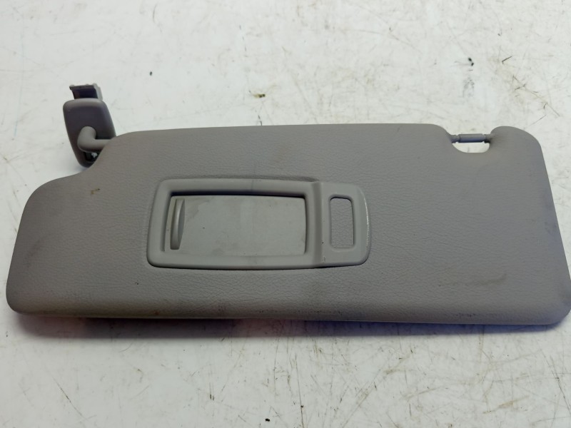 Recambio de parasol izquierdo para bmw serie 2 gran tourer (f46) 2.0 16v referencia OEM IAM 51447402853  