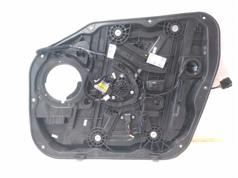 Recambio de elevalunas delantero derecho para hyundai tucson 1.6 crdi cat referencia OEM IAM 82481D7010  