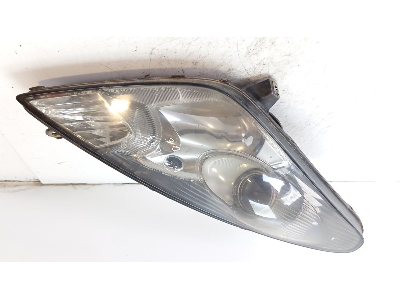 Recambio de faro derecho para toyota celica (t23) 1.8 referencia OEM IAM 811302B850  