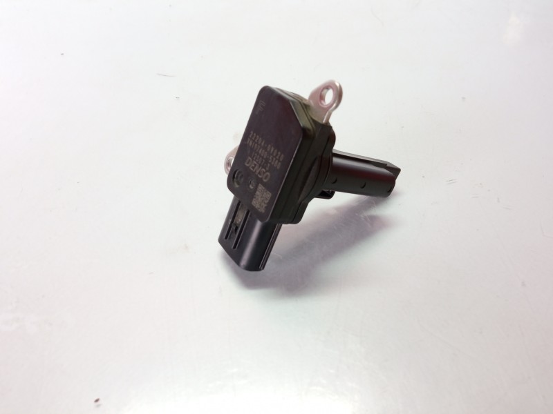 Recambio de caudalimetro para toyota auris hybrid advance referencia OEM IAM 222040V020 VN1974005380 