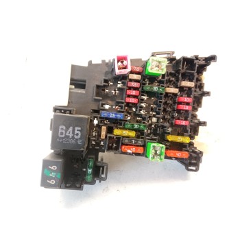 CAJA RELES / FUSIBLES 5Q0937615C 5Q0937615C VWPE904180