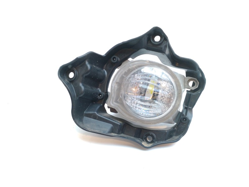 Recambio de faro antiniebla izquierdo para toyota yaris 1.5 16v cat referencia OEM IAM 8122002190  