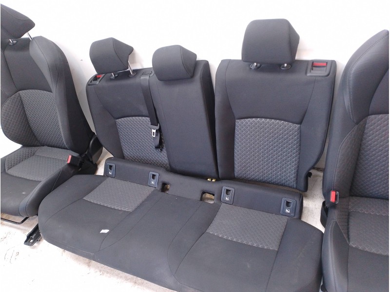 Recambio de juego asientos completo para toyota c-hr referencia OEM IAM 71074F4470C0  