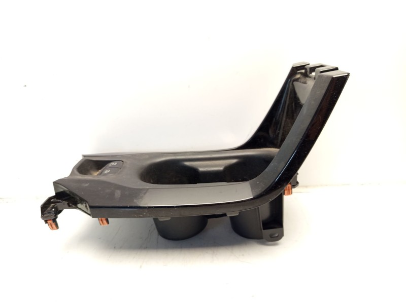 Recambio de moldura para toyota corolla (e21) referencia OEM IAM 5880302060  