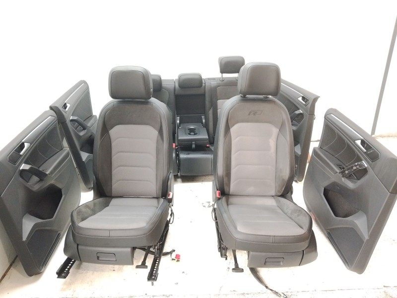 Recambio de juego asientos completo para volkswagen tiguan (ad1, ax1) 2.0 tdi referencia OEM IAM 5QA881105C 5QA881515A / 5NA8850