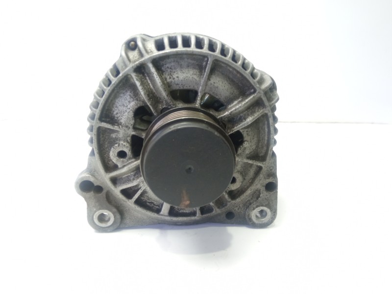 Recambio de alternador para chrysler voyager (gs) 2.5 turbodiesel referencia OEM IAM 38522303 0123510109 