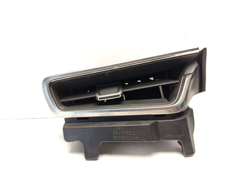 Recambio de rejilla aireadora para toyota corolla (e21) referencia OEM IAM 5565002850  