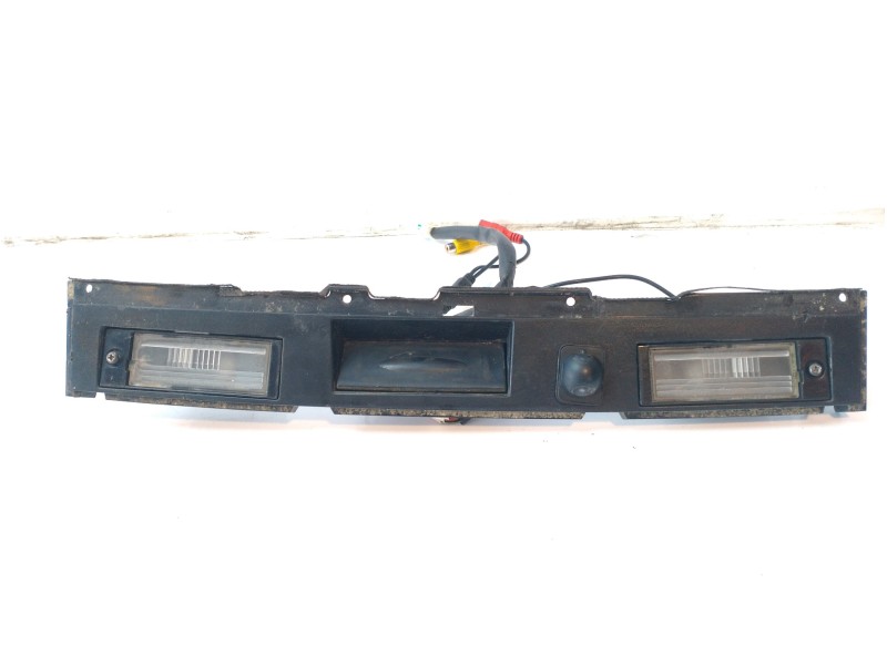 Recambio de moldura para hyundai tucson 1.6 crdi cat referencia OEM IAM 87372D7000  