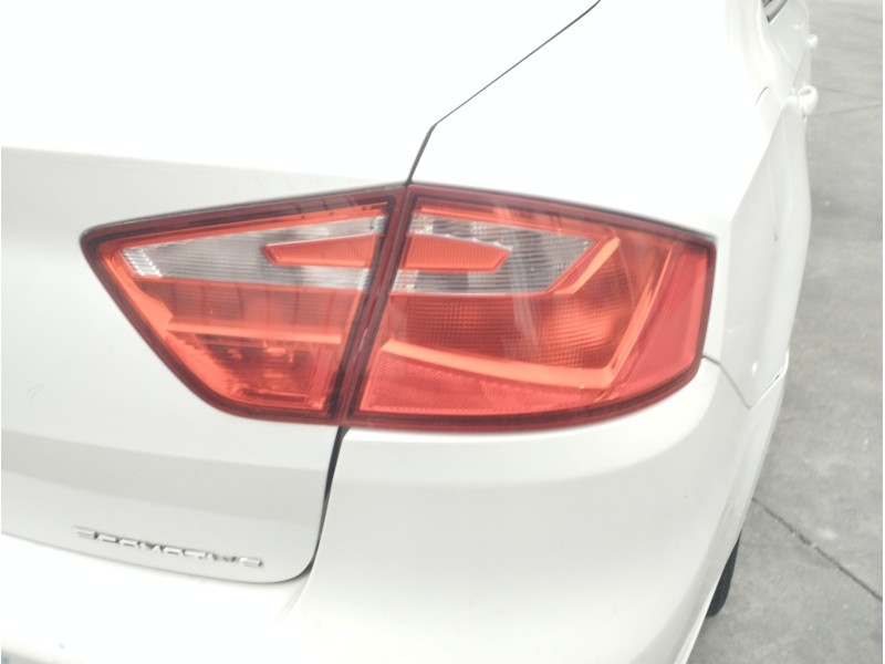 Recambio de piloto trasero derecho para seat toledo (kg3) 1.6 tdi referencia OEM IAM 6JH945096E  