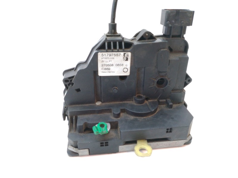 Recambio de cerradura puerta delantera izquierda para fiat grande punto (199) 1.4 cat referencia OEM IAM 51797557  