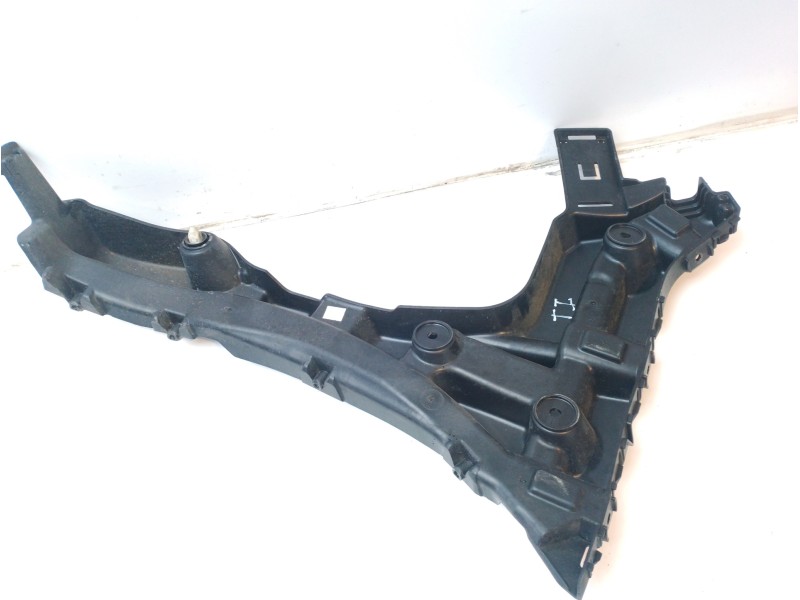 Recambio de molduras traseras para cupra formentor tsi cupra referencia OEM IAM 5FF807393  