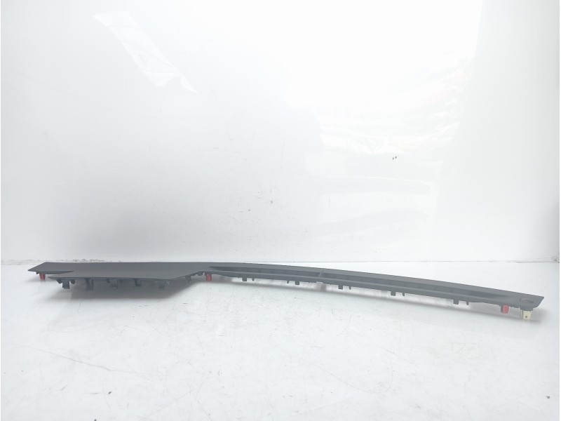 Recambio de moldura para lexus ux (za10) referencia OEM IAM 5598176050C0  