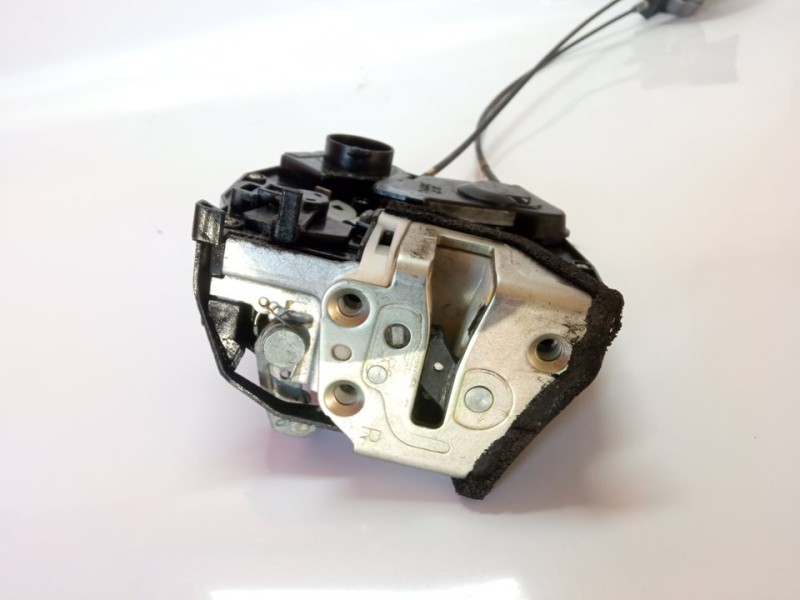 Recambio de cerradura puerta trasera izquierda para suzuki swift berlina (mz) gl (3-ptas.) referencia OEM IAM 8230262J11  