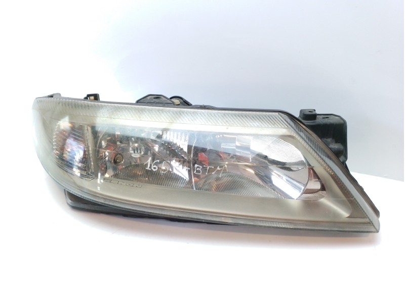 Recambio de faro derecho para renault laguna ii grandtour (kg0) privilege referencia OEM IAM 8200207516 7701474501 