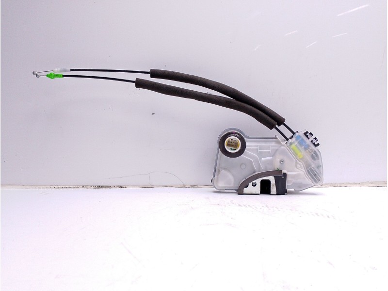 Recambio de cerradura puerta delantera izquierda para toyota c-hr referencia OEM IAM 69040F4020  