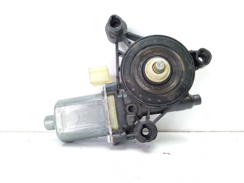 Recambio de motor elevalunas delantero izquierdo para volkswagen golf vii lim. (bq1) advance referencia OEM IAM 5Q0959801C 01308