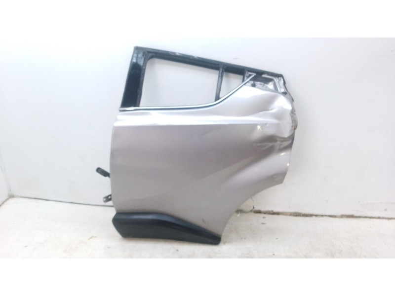 Recambio de puerta trasera izquierda para toyota c-hr referencia OEM IAM 67004F4010  