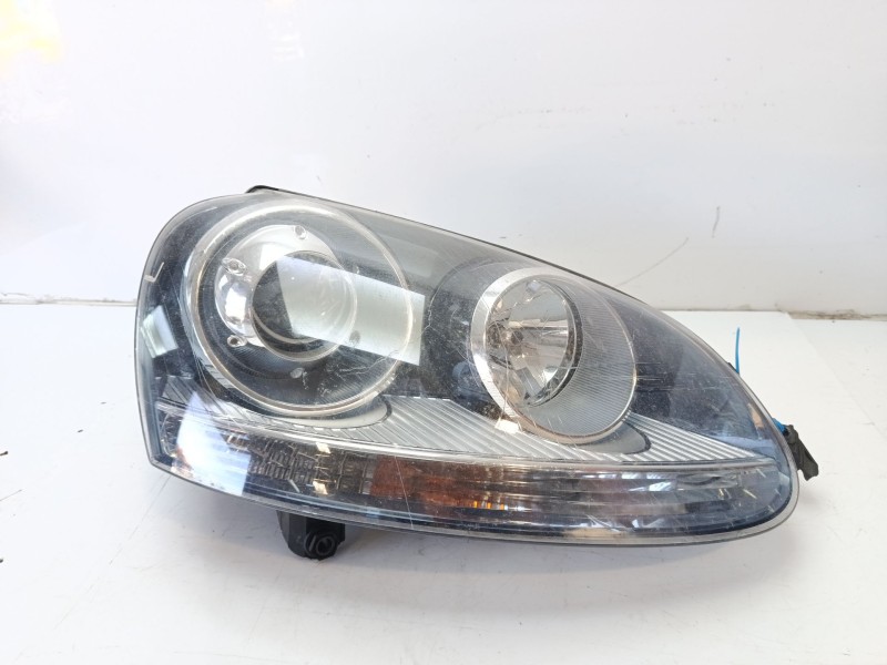 Recambio de faro derecho para volkswagen golf v (1k1) 1.4 tsi referencia OEM IAM 1K6941040  