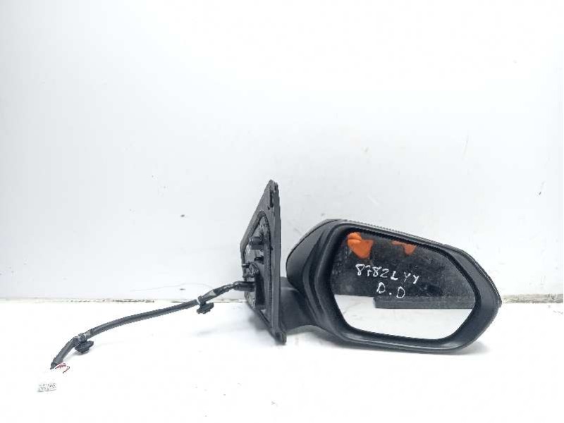 Recambio de retrovisor derecho para toyota yaris referencia OEM IAM 87910K0010  