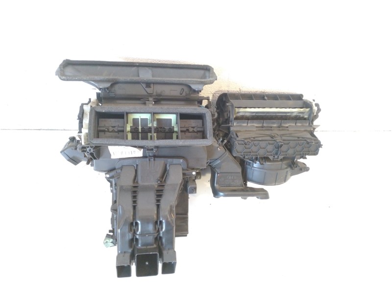 Recambio de calefaccion entera normal para seat leon st (5f8) style plus referencia OEM IAM 5Q1820007A 5Q1898304 