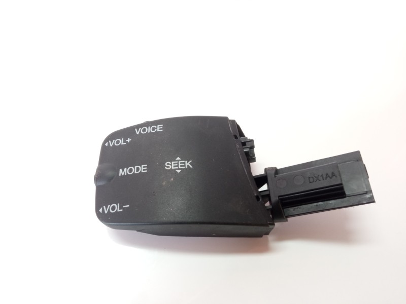 Recambio de mando volante para ford focus cabrio (ca5) titanium (02.2008) referencia OEM IAM 1318961  