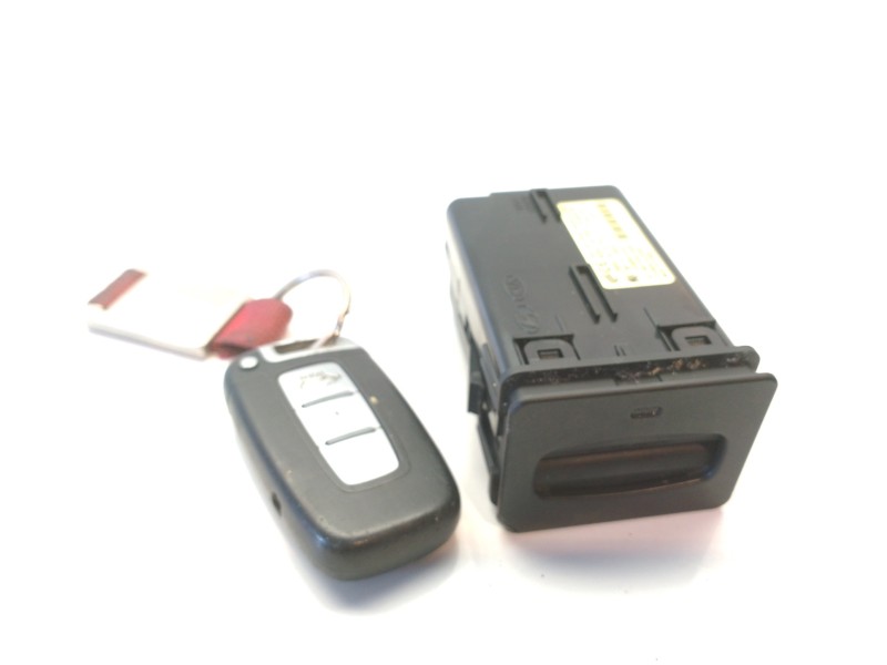 Recambio de centralita inmovilizador para toyota proace l1h1 furgón active referencia OEM IAM 954903W000  