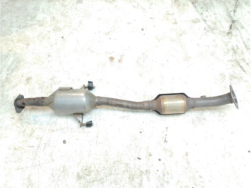 Recambio de catalizador para toyota c-hr referencia OEM IAM 174100TA90  