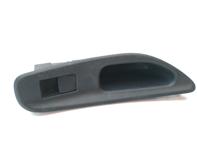 Recambio de mando elevalunas trasero izquierdo para toyota yaris hybrid active referencia OEM IAM 74272K0090  