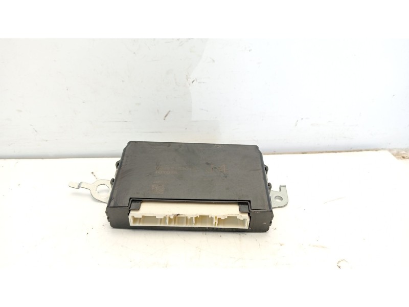 Recambio de modulo electronico para toyota yaris active referencia OEM IAM 8922252012  