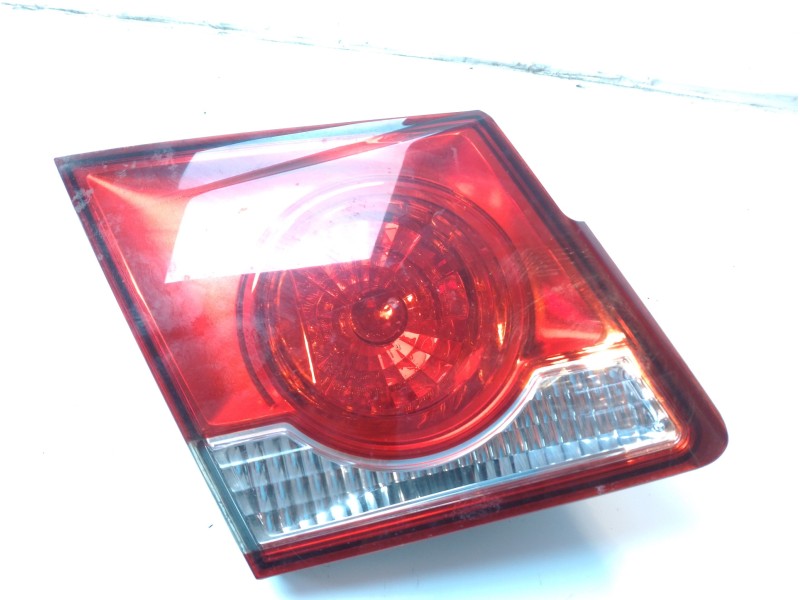 Recambio de piloto trasero izquierdo para chevrolet cruze l referencia OEM IAM 95971550  