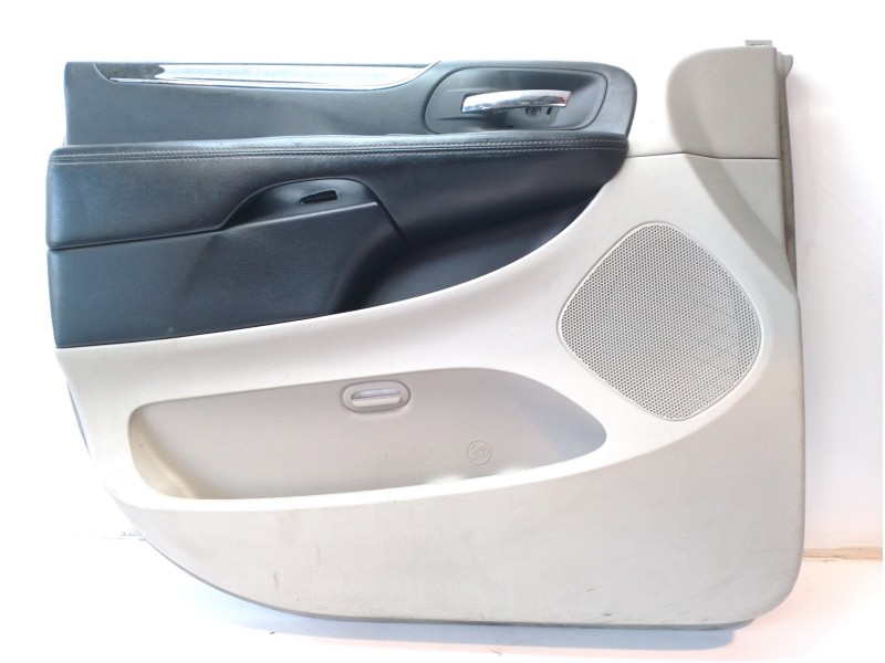 Recambio de guarnecido puerta delantera izquierda para chrysler grand voyager referencia OEM IAM 1UX70BD1AA  