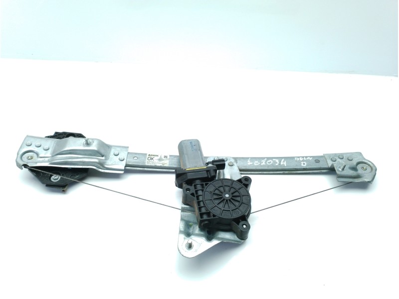 Recambio de elevalunas delantero derecho para dacia sandero ambiance referencia OEM IAM 807209299R  