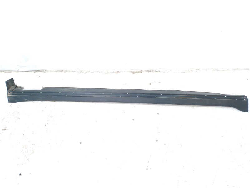 Recambio de moldura para kia sorento 2.4 16v ex referencia OEM IAM 87751P2000  