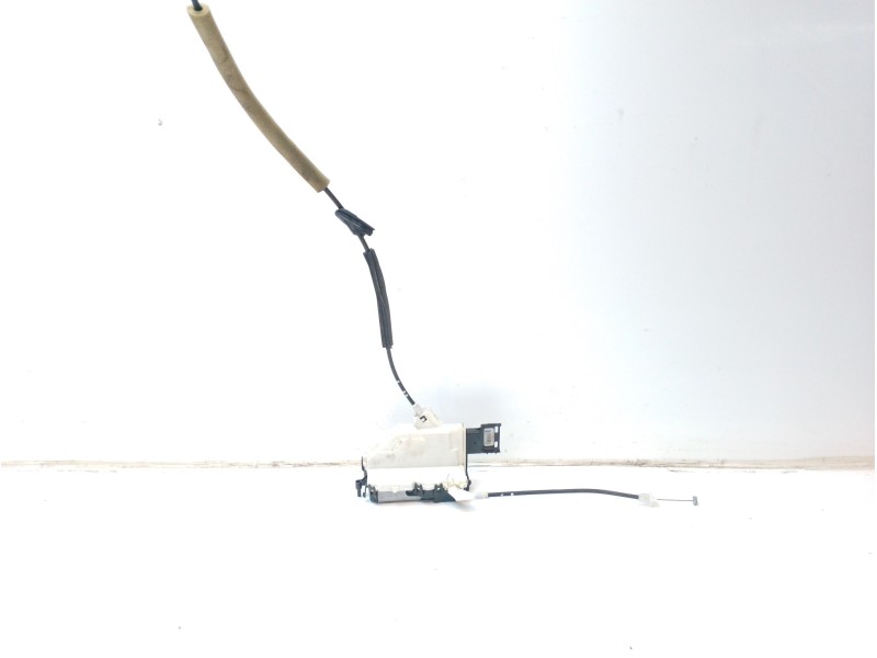 Recambio de cerradura puerta delantera derecha para peugeot partner kombi confort referencia OEM IAM 9135EA  