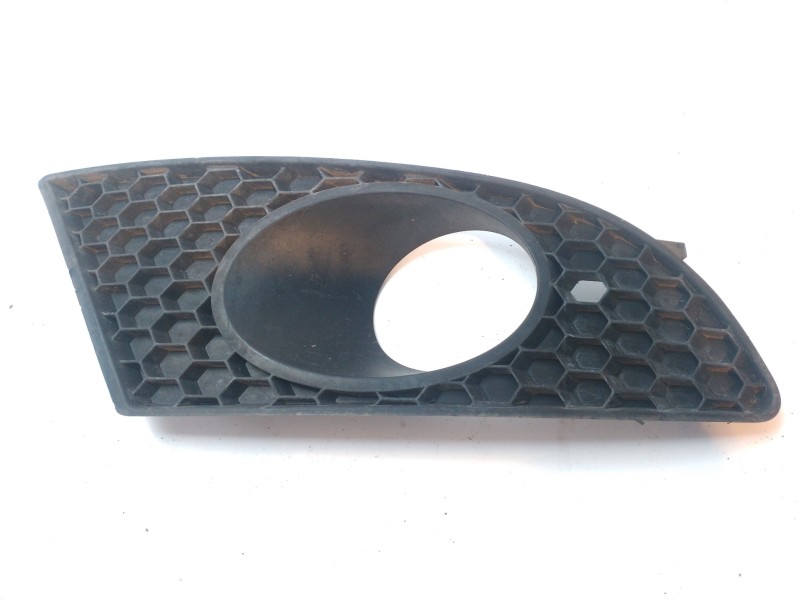 Recambio de molduras delanteras para seat leon (1p1) referencia OEM IAM 1P085366A9B9  