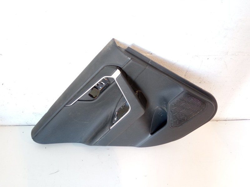 Recambio de guarnecido puerta trasera izquierda para toyota rav4 referencia OEM IAM 6764042640C5 0567E6AH1 