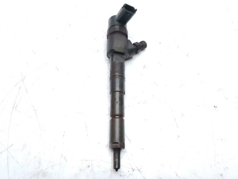 Recambio de inyector para opel insignia berlina 2.0 16v cdti referencia OEM IAM 55566050  