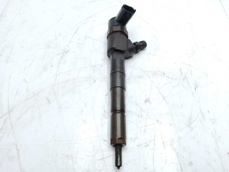 Recambio de inyector para opel insignia berlina 2.0 16v cdti referencia OEM IAM 55566050  