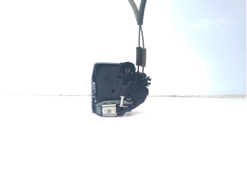 Recambio de cerradura puerta trasera derecha para lexus ux (za10) referencia OEM IAM 6905076021  