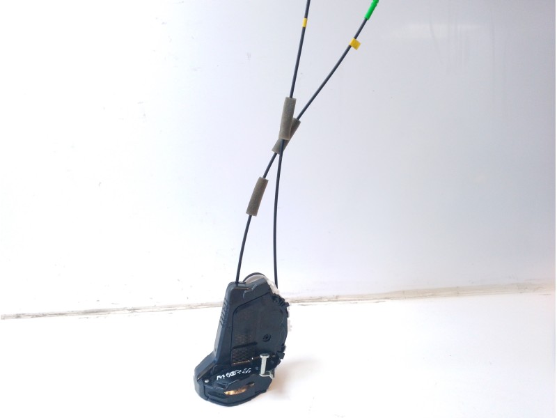 Recambio de cerradura puerta trasera izquierda para lexus ux (za10) referencia OEM IAM 6906076021  