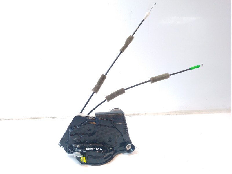 Recambio de cerradura puerta delantera izquierda para toyota yaris 1.5 16v cat referencia OEM IAM 69040K0040  