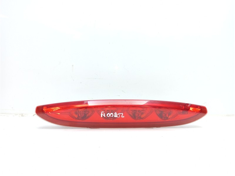 Recambio de luz central de freno para peugeot partner kombi confort referencia OEM IAM 6351FE  